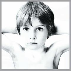 Boy (Deluxe Remastered - 2 CD)