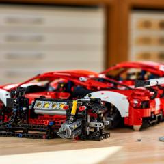 LEGO - Technic: Ferrari 488 GTE AF Corse #51, 42125