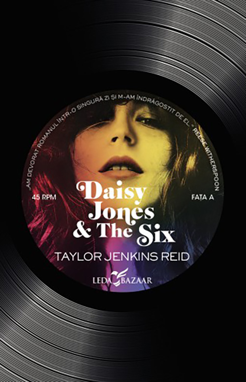 Coperta cărții: Daisy Jones & The Six - lonnieyoungblood.com