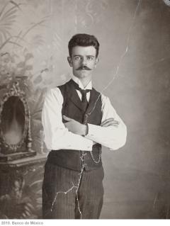 Frida Kahlo: Her Photos