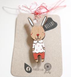 Martisor - Brosa lemn (mai multe modele)