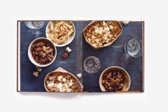 The Crown Maple Guide to Maple Syrup