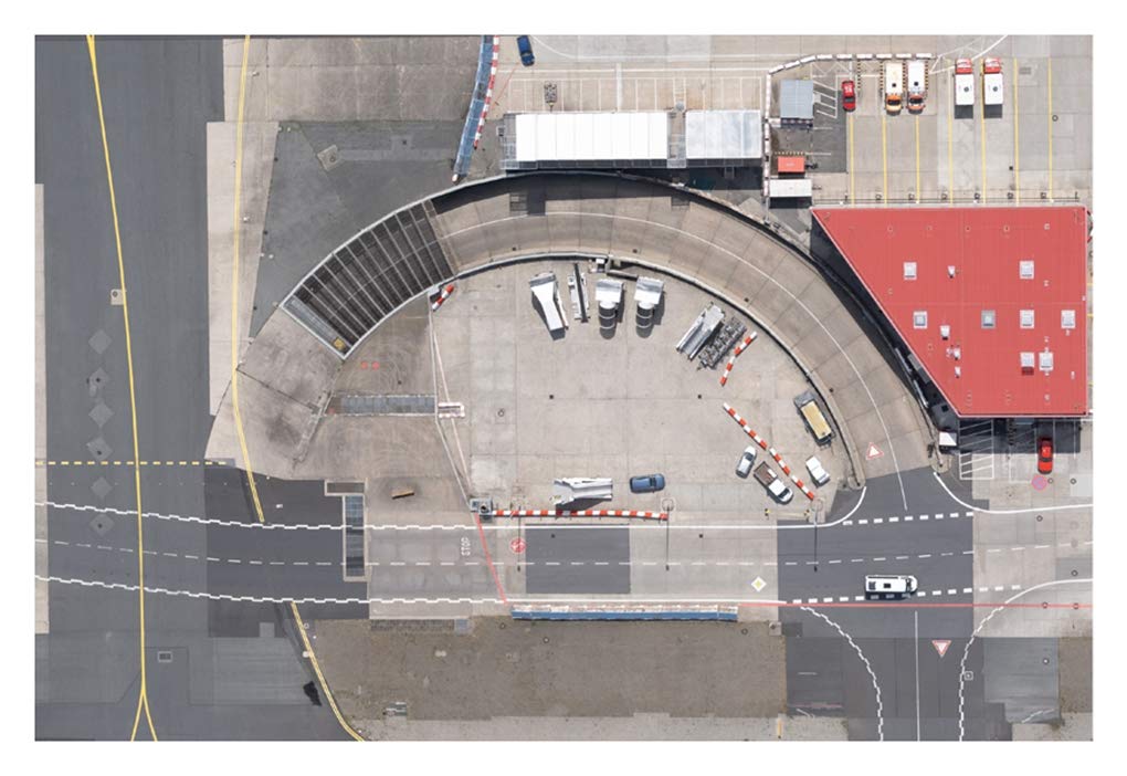 Tom Hegen: Aerial Observations on Airports - Tom Hegen