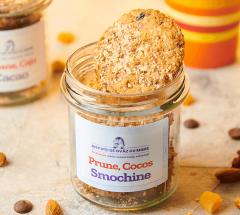 Biscuiti de ovaz cu prune, smochine, cocos