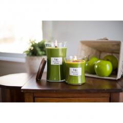 Lumanare parfumata - Medium Jar - Apple Basket