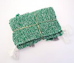 Set 2 suporturi pahare si 2 suporturi farfurii cu ciucuri, tricotate manual