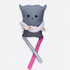 Perna decorativa - Motanul PIP (mai multe modele)