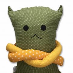 Perna decorativa - Motanul PIP (mai multe modele)