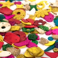 Accesorii craft - Recycled Coconut Shells, Coloured Shapes 250g