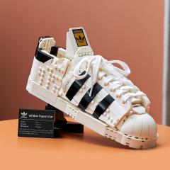 LEGO Creator Expert - Adidas Originals Superstar (10282)