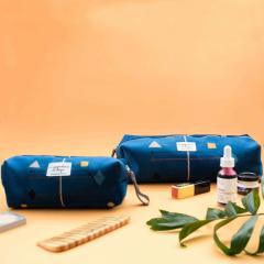 Portfard si borseta cosmetice - Care