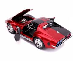 Set masinuta cu figurina -  Harley Quinn & 1969 Chevy Corvette Stingray, 1:24