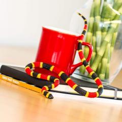 Figurina - Coral Snake Baby