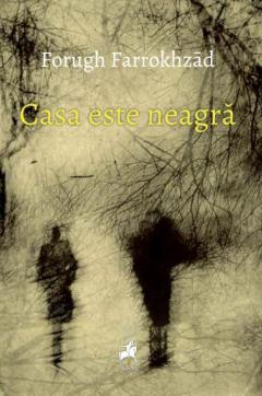 Casa este neagra