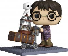 Figurina - Harry Potter - Harry Pushing Trolley
