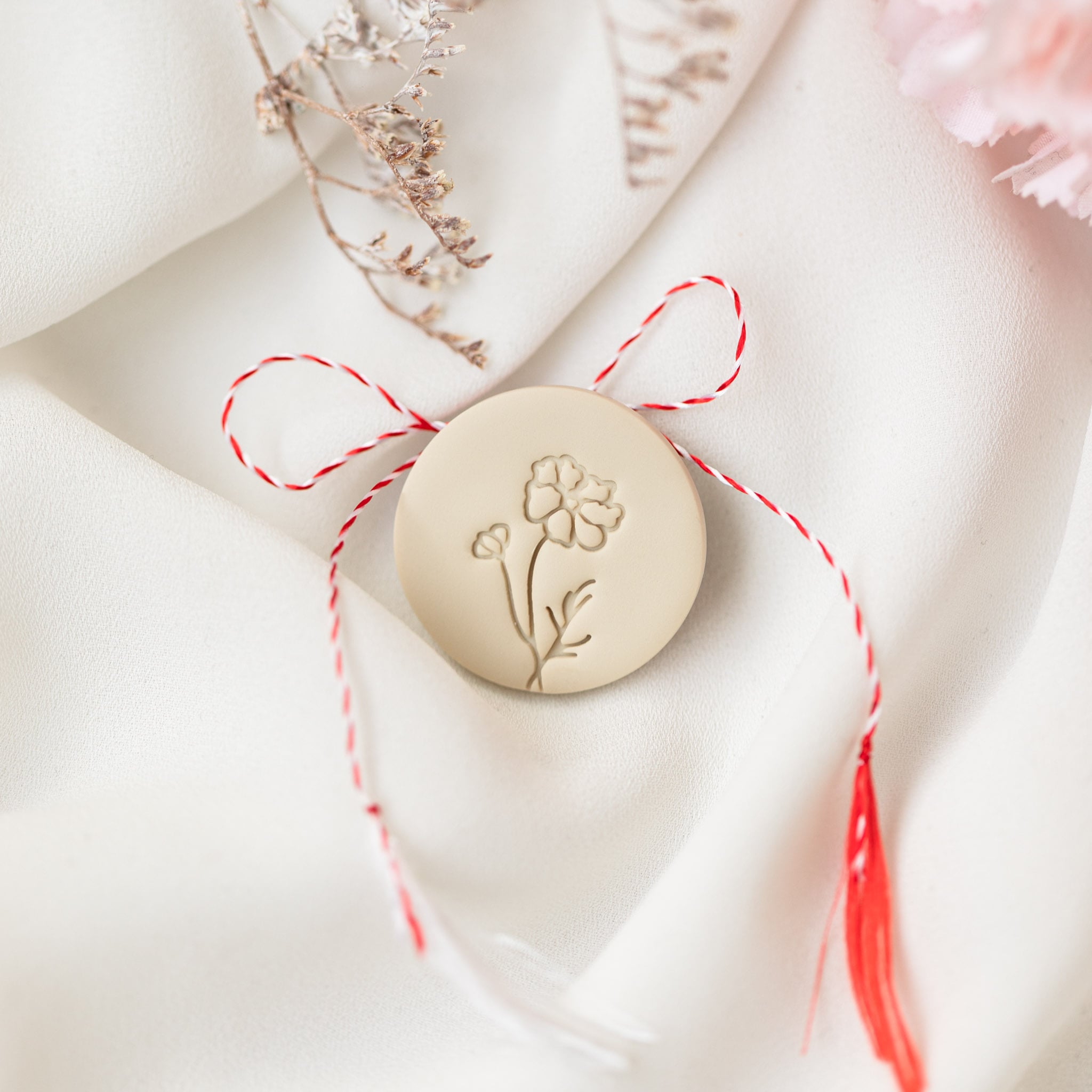Martisor - Creamy White