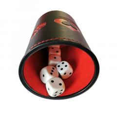 Joc - Cupa cu 6 zaruri