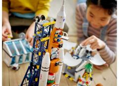 LEGO City - Rocket Launch Centre (60351)