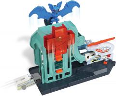 Set de joaca - Hot Wheels City - Bat Blitz Hospital Attack