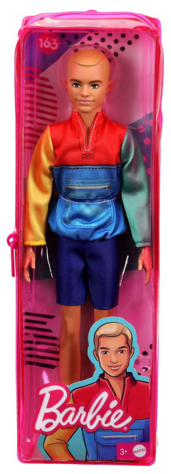 Papusa - Barbie Fashionistas - Baiat cu bluza de trening multicolor