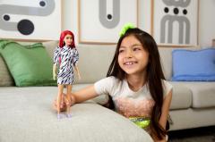 Papusa Barbie Fashionistas - Barbie roscata