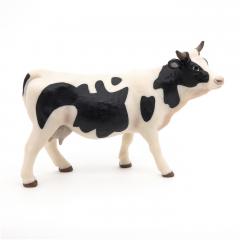 Figurina - Farmyard Friends - Black and White Cow