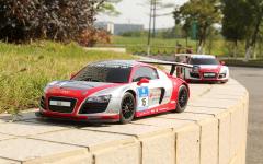 Masina cu telecomanda - Audi R8 Lms Performance