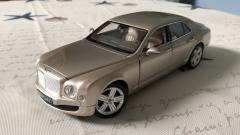 Masina - Bentley Champagne