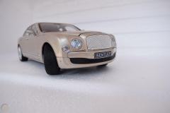 Masina - Bentley Champagne