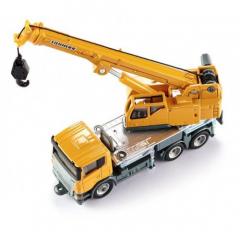 Camion cu macara telescopica