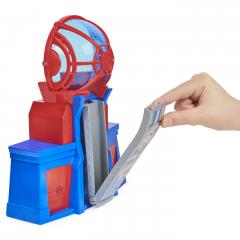 PATRULA CATELUSILOR TURNUL DIN ORAS