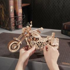 Puzzle 3D - Cruiser Motorcycle, 420 piese