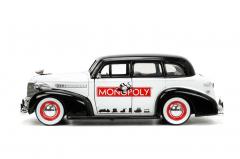 Set figurina si masinuta - Mr. Monopoly & 1939 Chevrolet Master Deluxe
