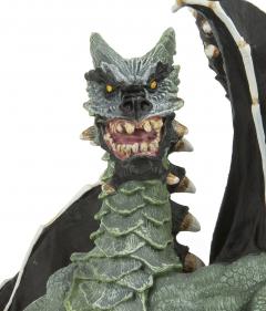 Figurina - Dragonul Sinistru