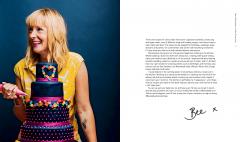 Bee's Adventures in Cake Decorating