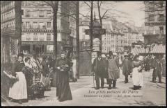 Atget : Postcards of a Lost Paris