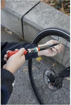 Pompa pentru bicicleta - Retro