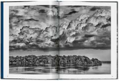 Sebastiao Salgado. Amazonia