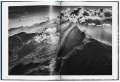 Sebastiao Salgado. Amazonia