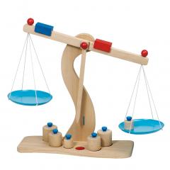 Cantar din lemn cu talere din metal