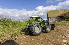 Jucarie cu radiocomanda - RC Tractor with front loader, 1:16