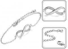 Set cadou cu lumanare din soia si bratara cu cristale Swarovski - Infinity