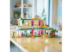LEGO Friends - Heartlake International School (41731)