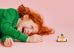 LEGO® City Stuntz 60333 - Motocicleta de cascadorii cu cada, 14 piese