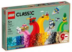 LEGO Classic - 90 Years of Play (11021)