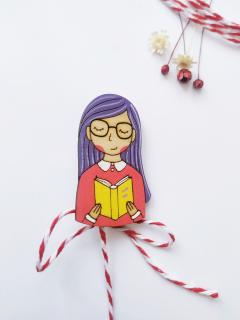 Martisor - Fata cu carte