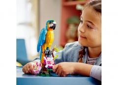 LEGO Creator - Exotic Parrot (31136)