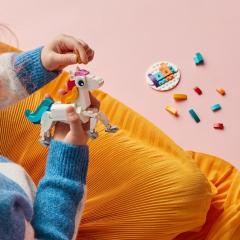 LEGO Creator - Magical Unicorn (31140)