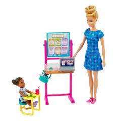 Set mobilier cu papusa Barbie blonda