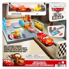 Set de joaca - Disney Cars On The Road - Dinoco Rusteze Racing Center